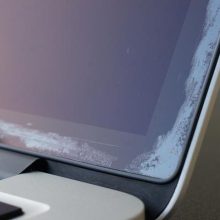 MacBook Air Ekran Soyulması Tamiri MacBook Air Ekran Soyulması Tamiri