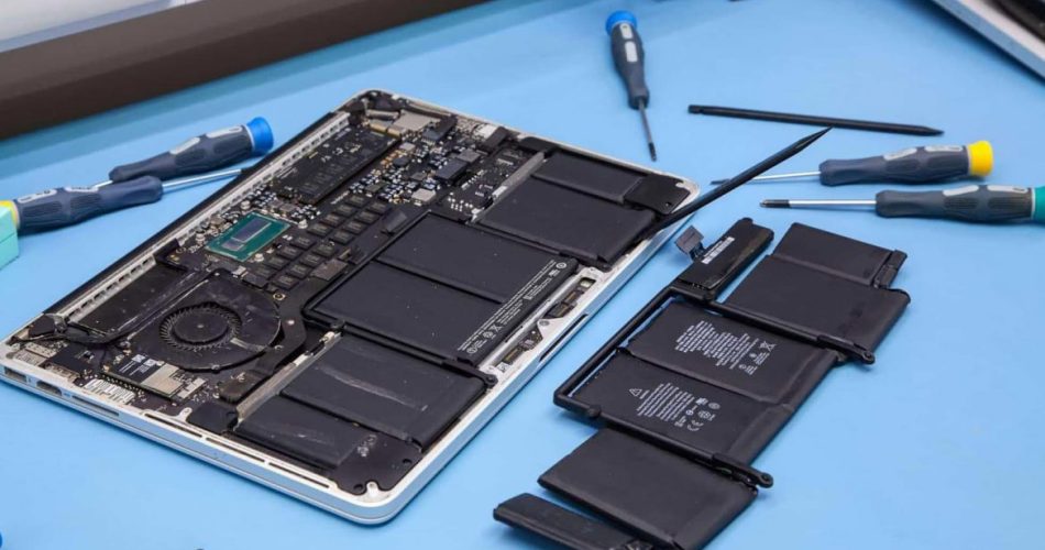 Macbook Pro Batarya Pil Değişimi Macbook Pro Batarya Pil Değişimi