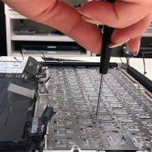 Macbook Pro Klavye Tamiri Değişimi Macbook Pro Klavye Tamiri Değişimi
