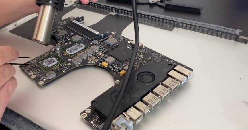 macbook air ekran kartı tamiri